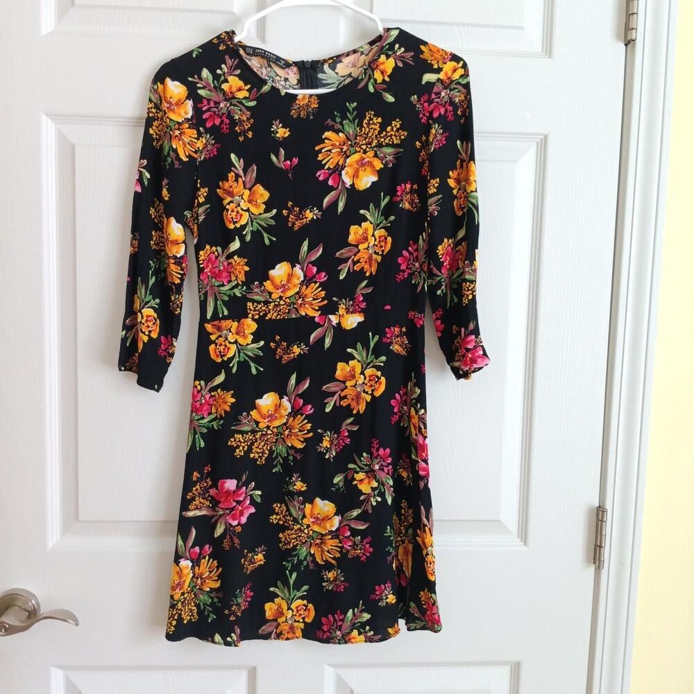 Zara floral coquette mini dress Size M